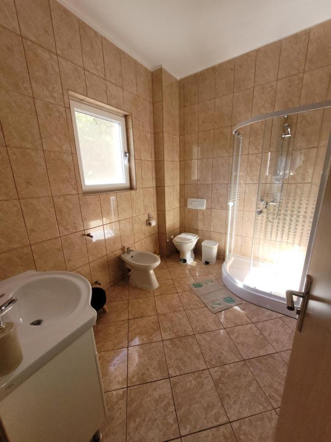 Casa Patryk Hotel Orşova Екстериор снимка